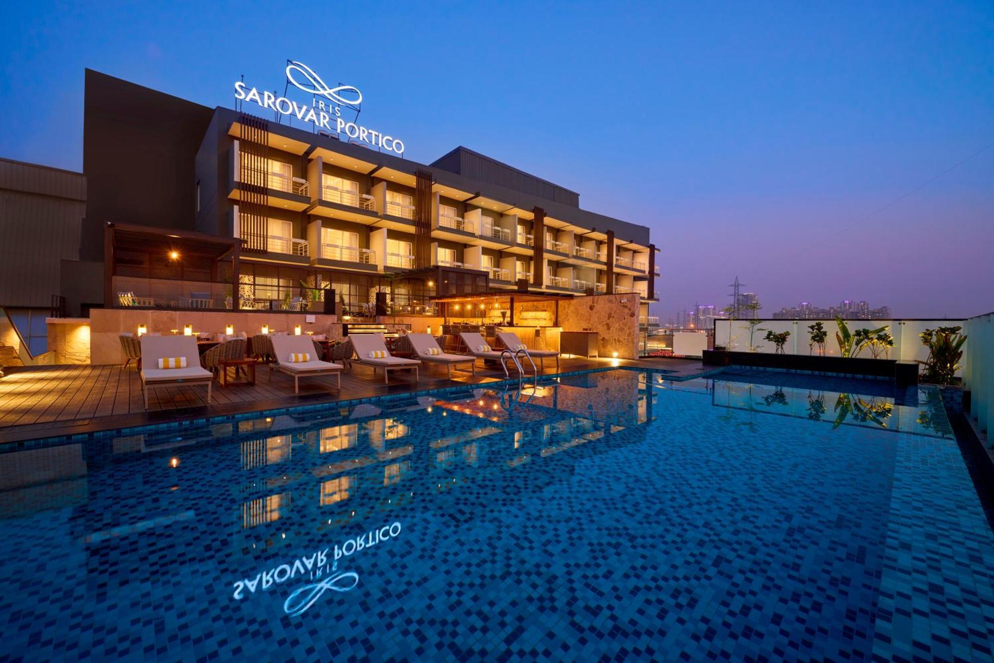 גורגאון Iris Sarovar Portico מראה חיצוני תמונה