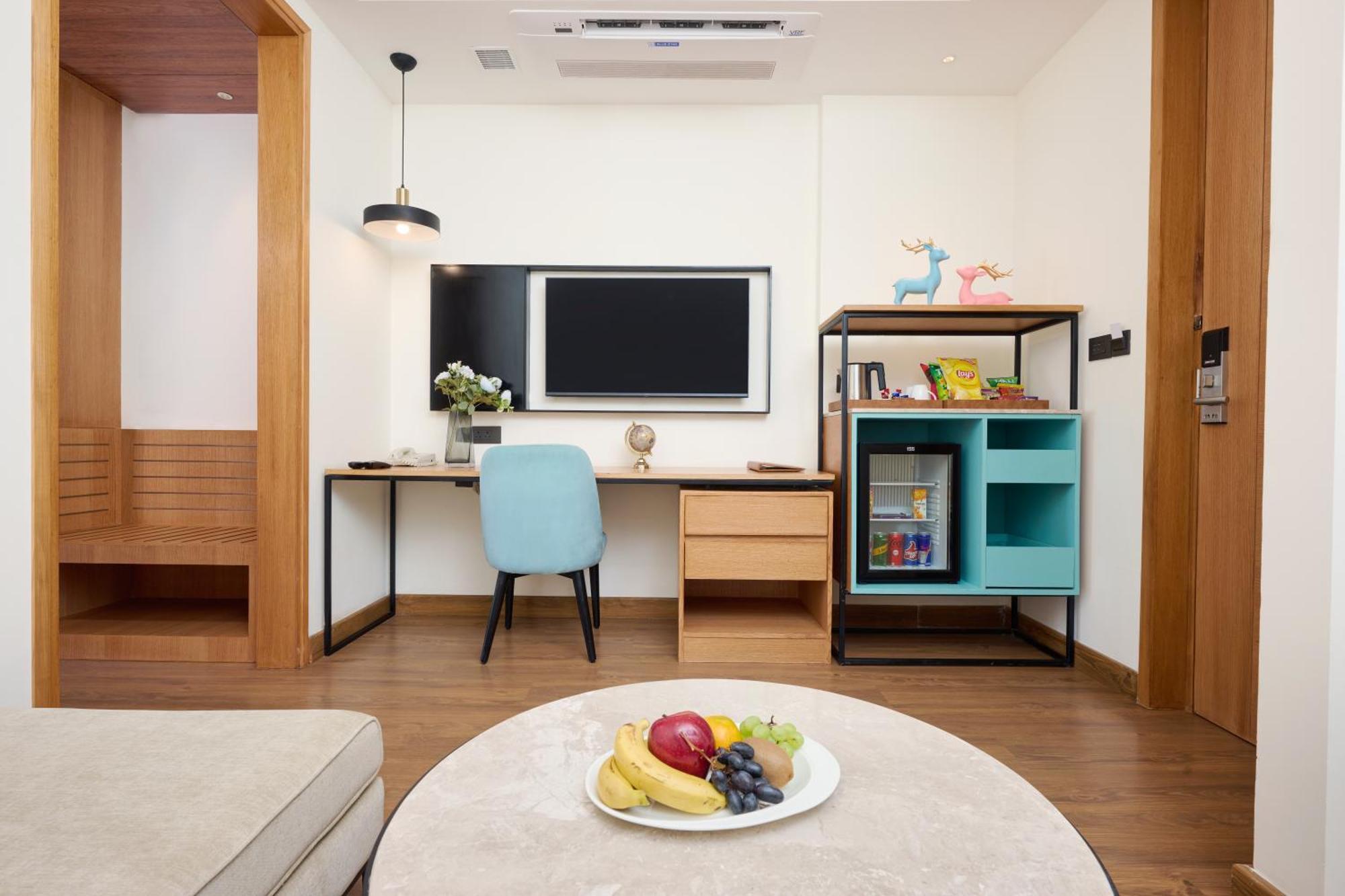 גורגאון Iris Sarovar Portico מראה חיצוני תמונה